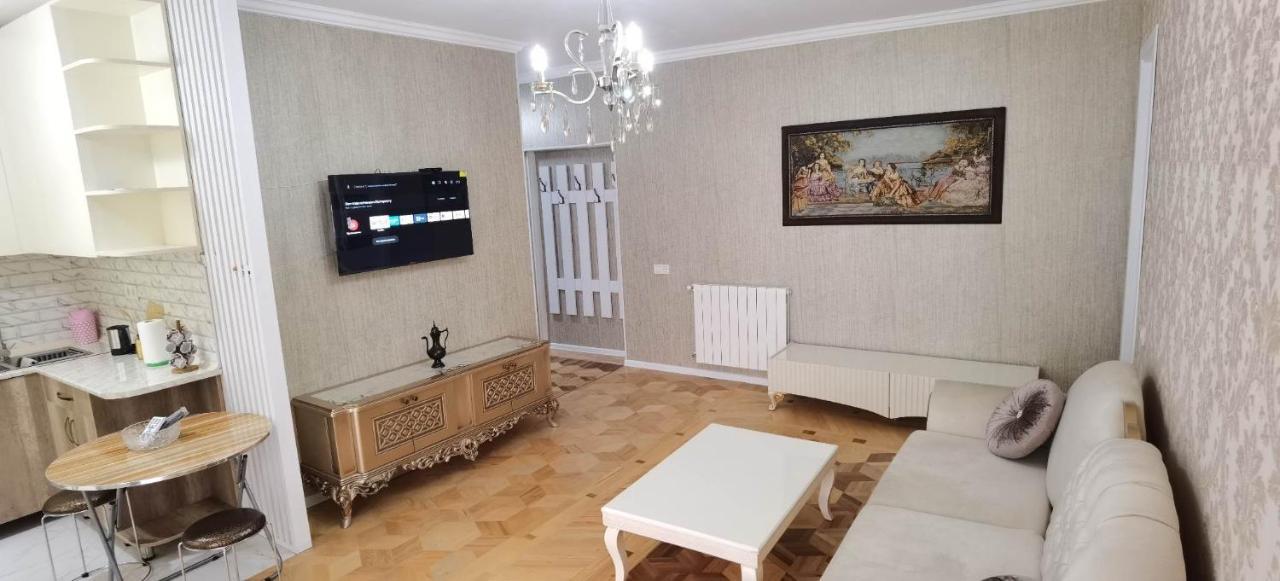 Nano'S Apartament-2 Kutaisi Exteriér fotografie